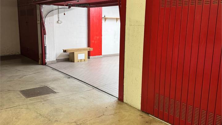 Garage in vendita a Milano